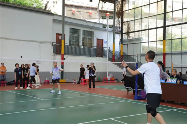 篮球运动会3.jpg 篮球运动会3.jpg