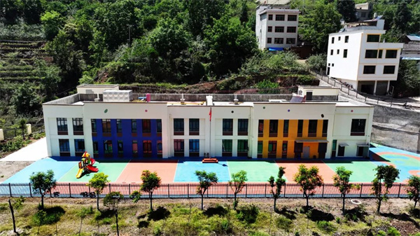 613人大助力3.jpg 613人大助力3.jpg