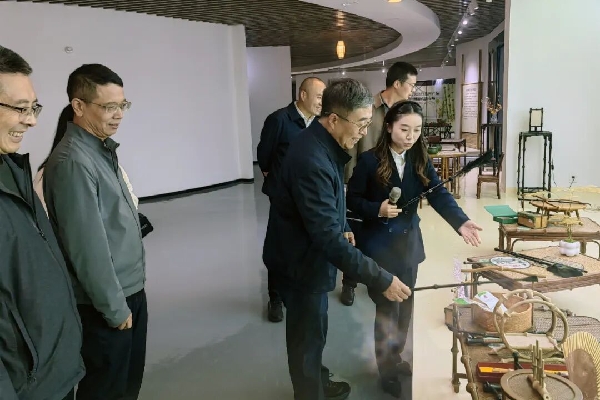 1028minzong2.jpg 1028minzong2.jpg