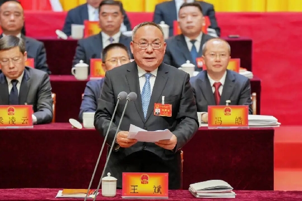 开幕3.jpg 开幕3.jpg