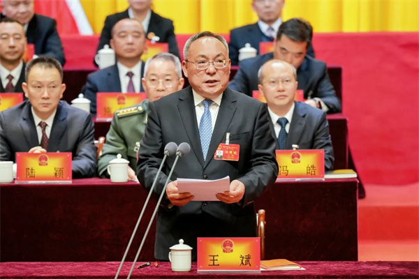 闭幕5.jpg 闭幕5.jpg