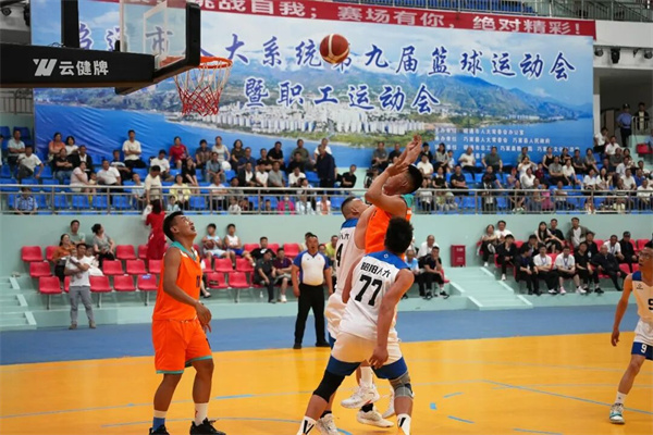 开幕3.jpg 开幕3.jpg